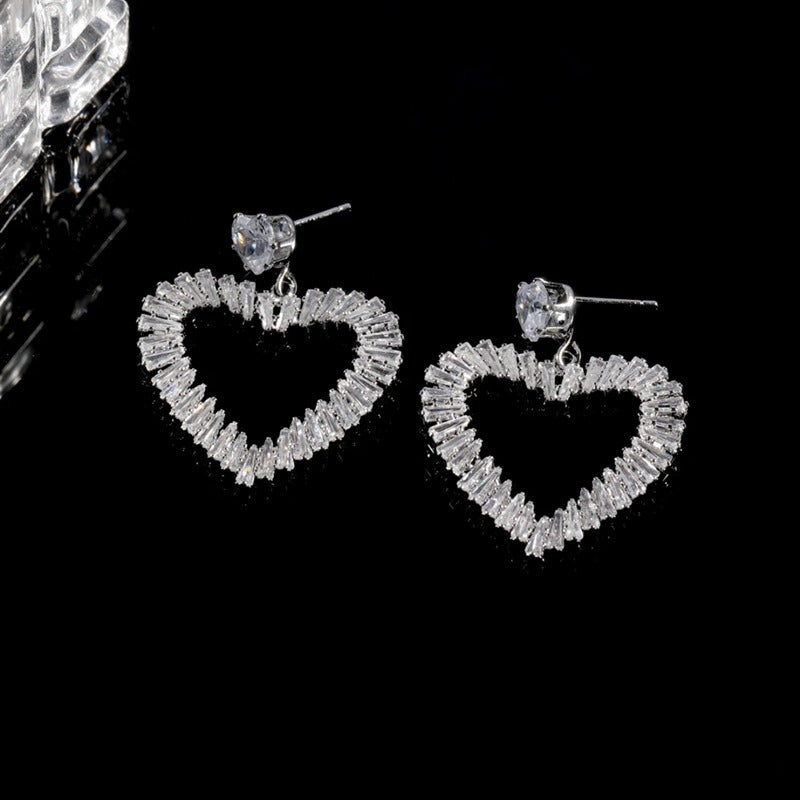 Exquisite micropaved zircon hollow love earrings, earrings, versatile fashionable earrings